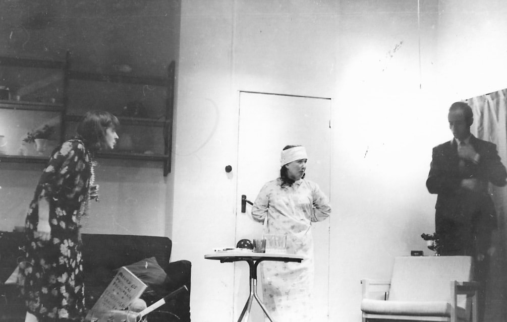 Blithe Spirit, High Tor Players 1970, picture 19
