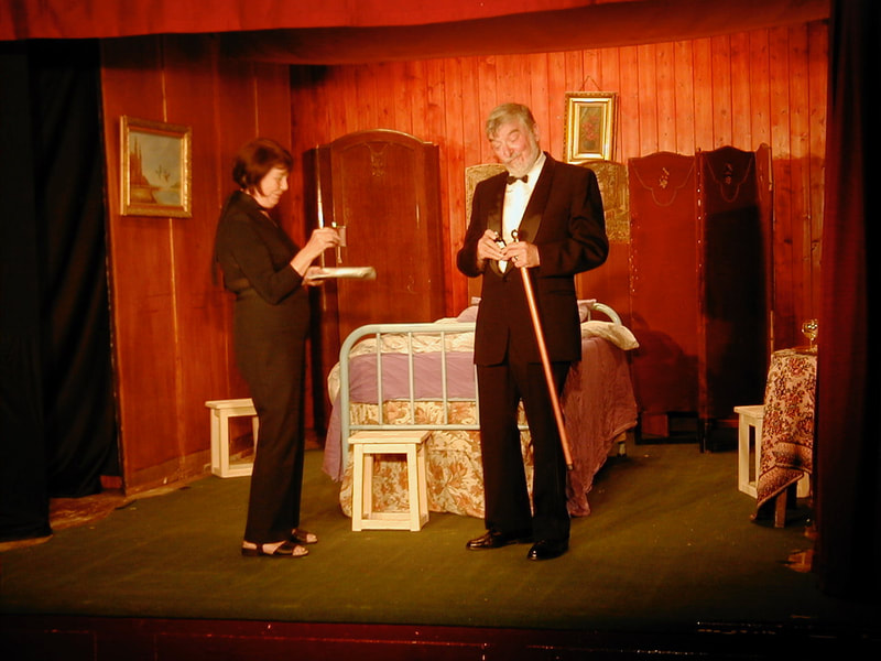 On Location / Red Spy At Night, High Tor Players 2004, picture 22