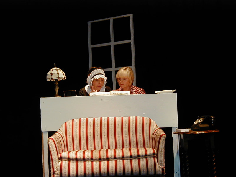 Blithe Spirit, High Tor Players 2005, picture 1