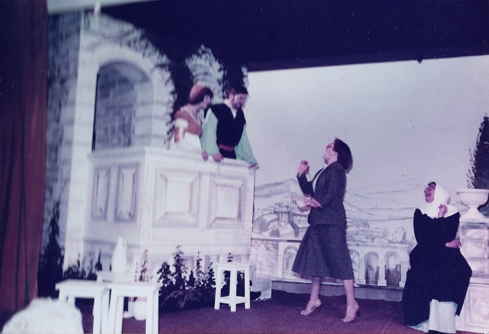 Harlequinade, High Tor Players 1982, picture 17