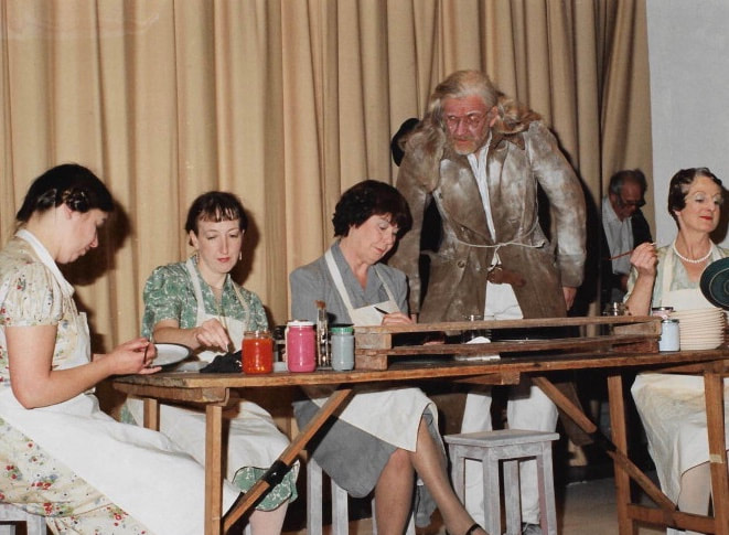 The Bright and Bold Design, High Tor Players 1997, picture 9