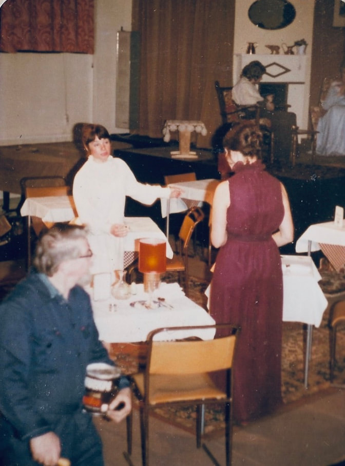 Separate Tables, High Tor Players 1980, picture 16