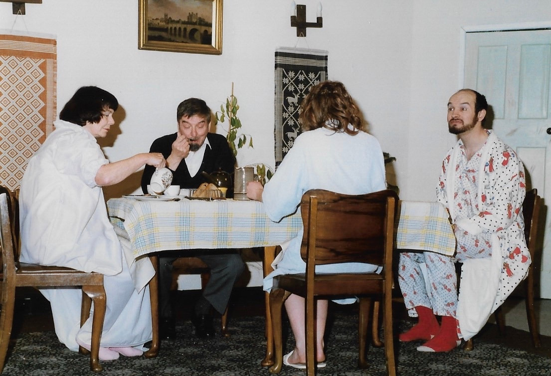 Table Manners, High Tor Players 1993, picture 5