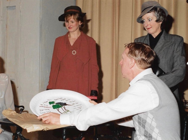 The Bright and Bold Design, High Tor Players 1997, picture 18