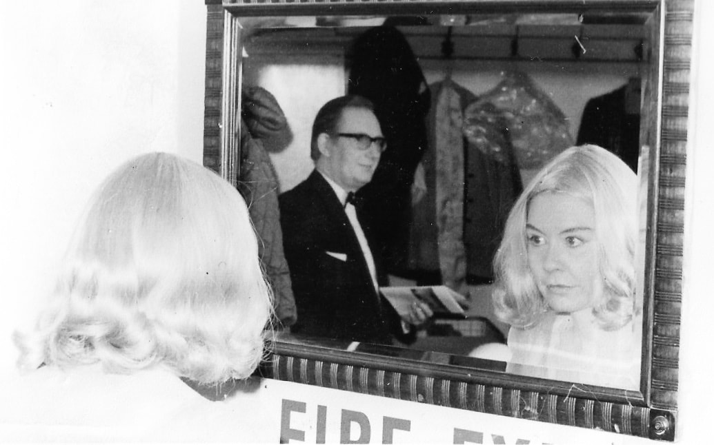 Blithe Spirit, High Tor Players 1970, picture 6