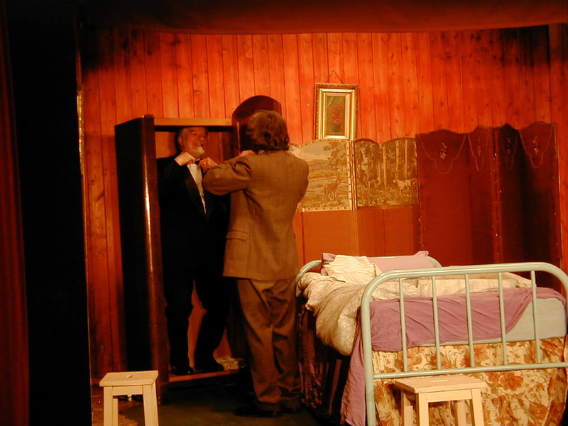 On Location / Red Spy At Night, High Tor Players 2004, picture 30