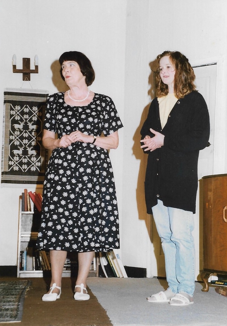 Table Manners, High Tor Players 1993, picture 10