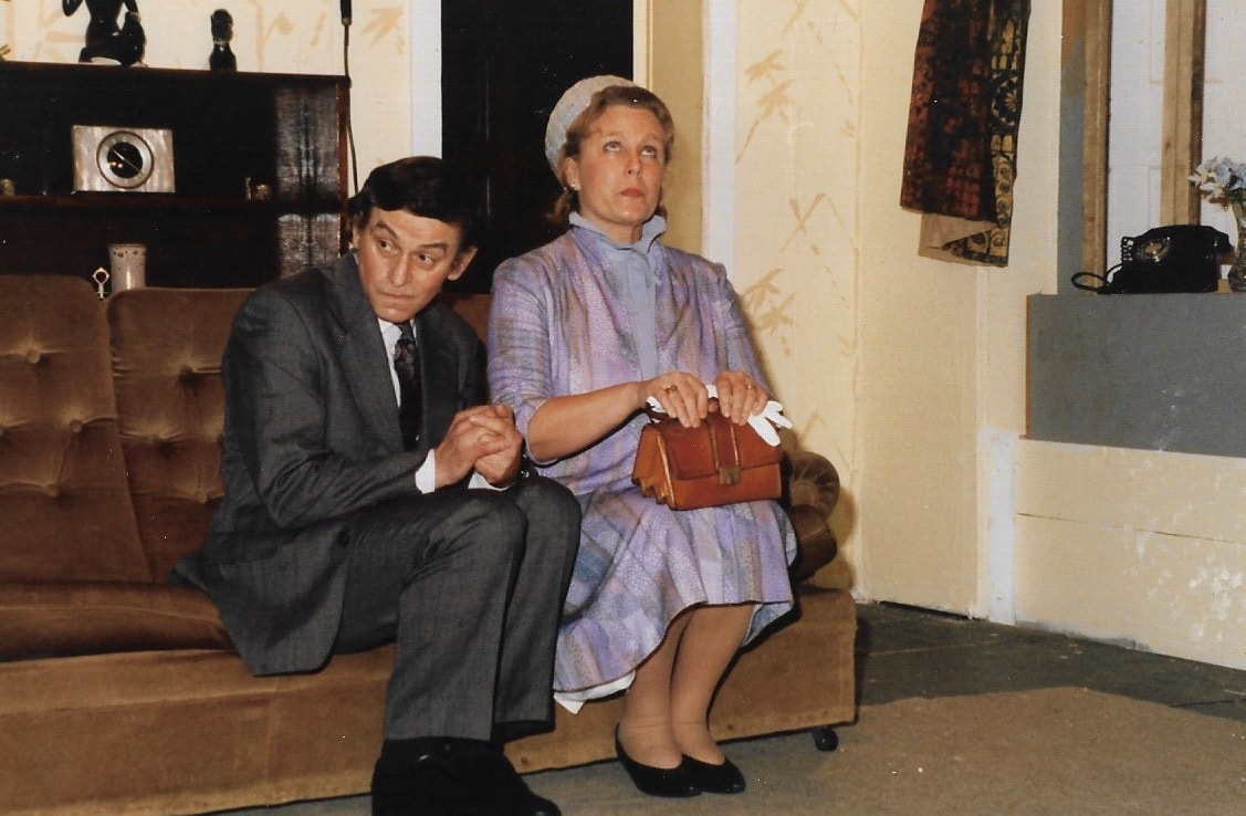 Semi Detached, High Tor Players 1992, picture 3