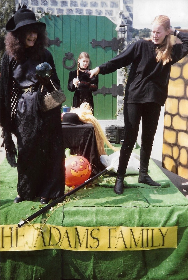 Matlock Carnival, High Tor Players 1994, picture 4